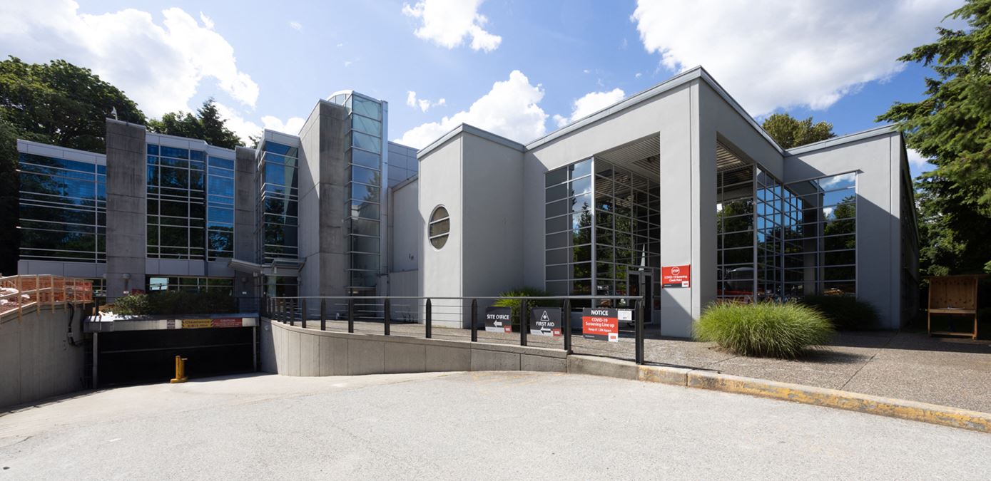 3555 Gilmore 3555 Gilmore Way, Burnaby, BC Office Building